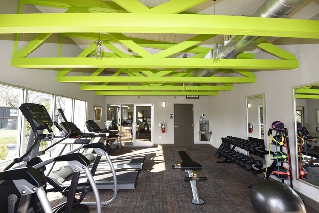 Gimnasio abierto las 24 horas - Eastwood Greene