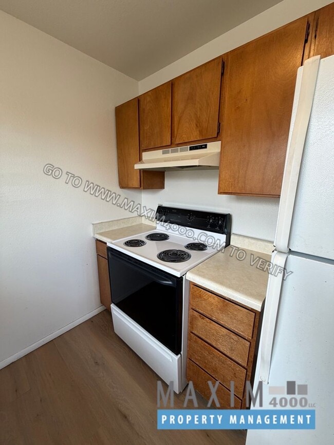 Building Photo - 2904 Dawn Dr