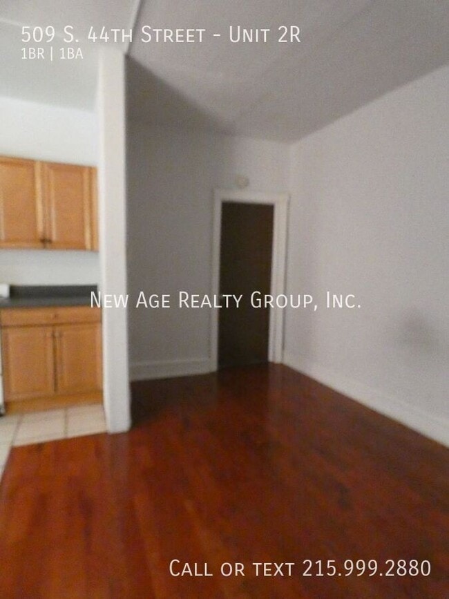 Building Photo - 509 S 44th St