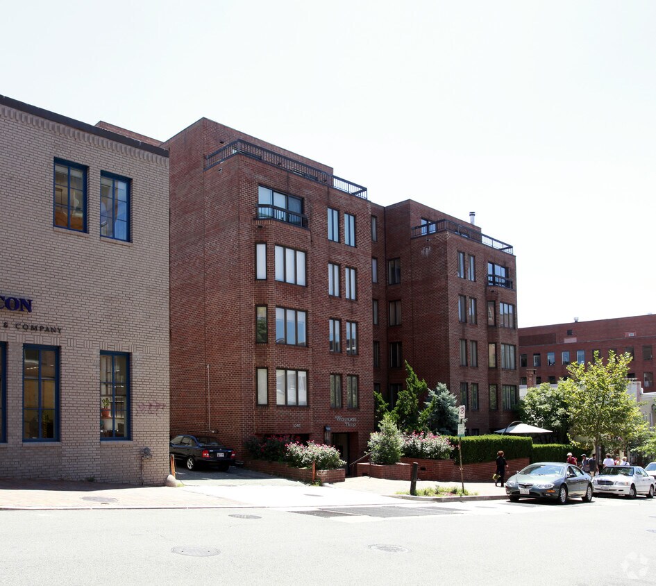Wadsworth House Apartments in Washington, DC