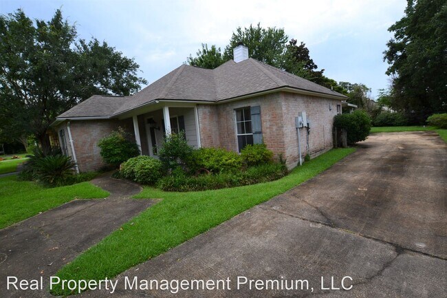 Building Photo - 3 br, 2 bath House - 38250 Susan Ct