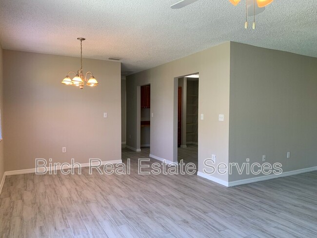 Foto del edificio - 1844 East Dr
