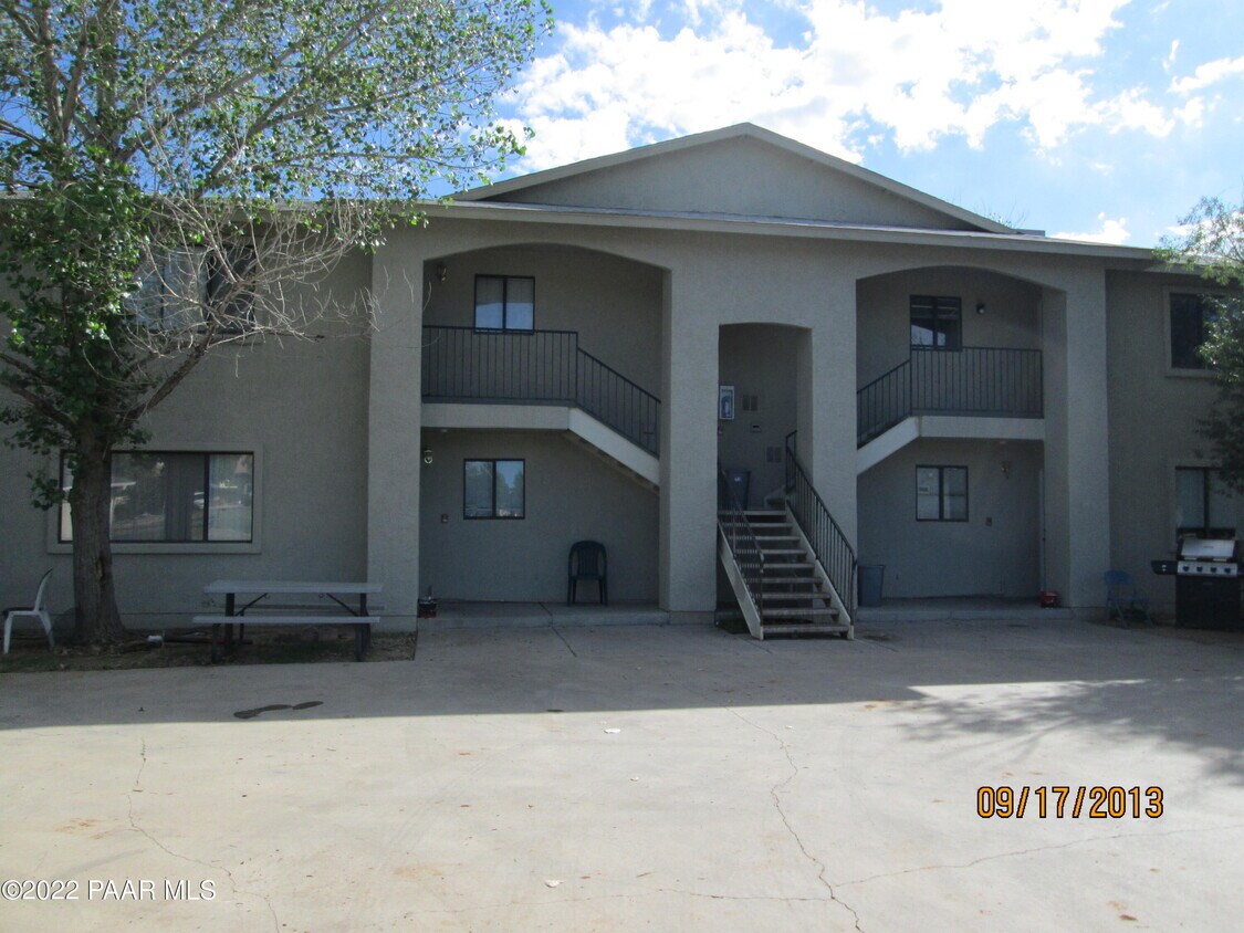 3172 N Truwood Dr Unit D, Prescott Valley, AZ 86314 Room for Rent in
