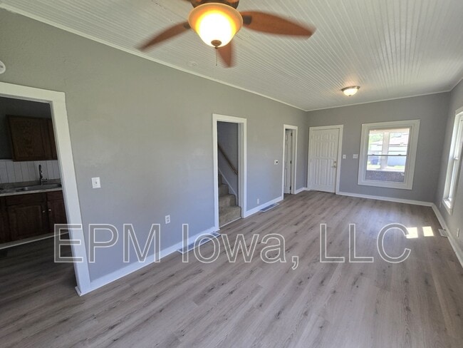 Building Photo - 1806 M St SW
