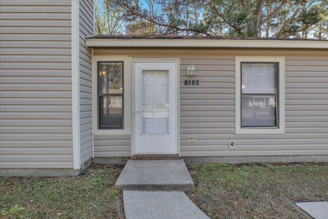 Foto del edificio - 2 Bed 2.5 Bath Duplex