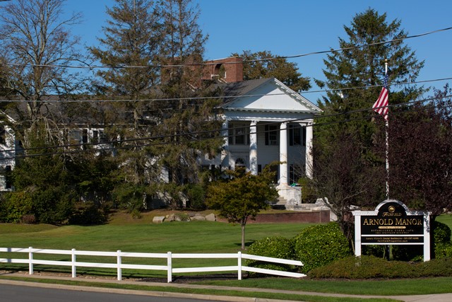 Foto principal - Fairfield Arnold Manor At West Islip