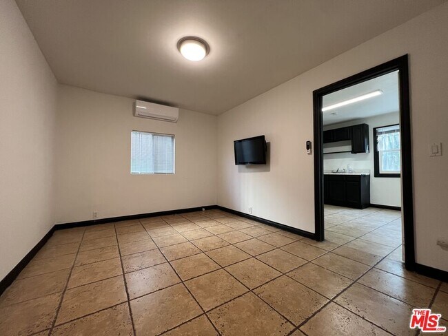 Foto del edificio - 1702 S Union Ave