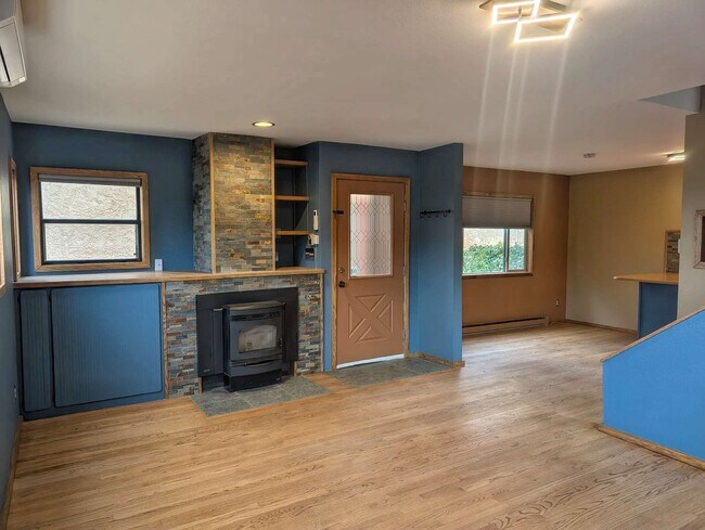 Foto del edificio - 821 Shoshone Pl