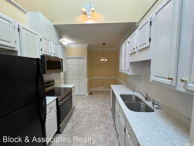 Foto del edificio - 2 br, 2 bath House - 8442 Wycombe Lane
