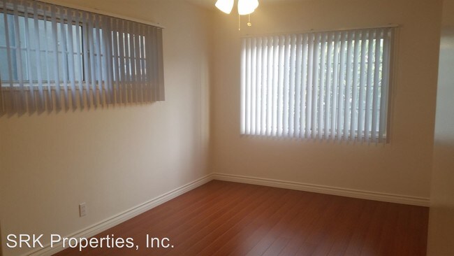 Foto del edificio - 9807 Venice Blvd