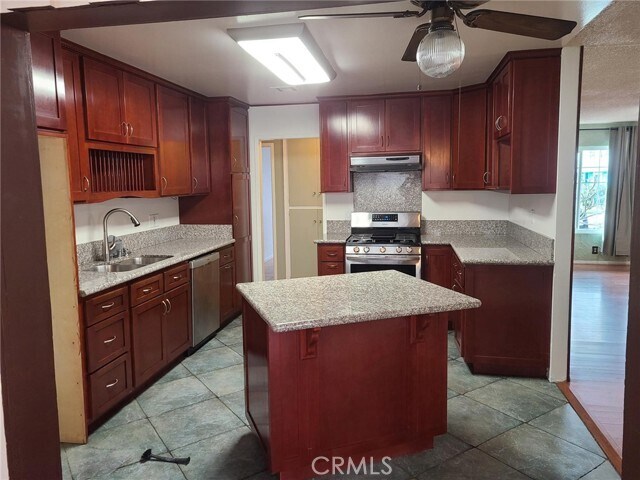 Foto del edificio - 21363 E Calora St