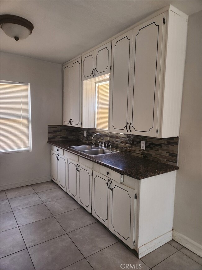 Building Photo - 641 Nancy St