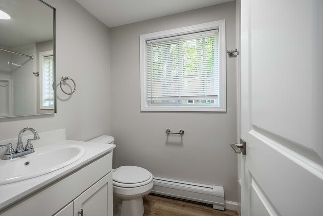 Building Photo - Glenora Gardens