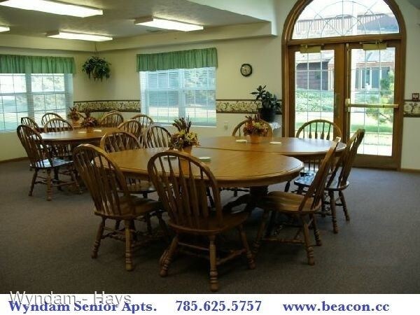 Foto del edificio - 2734 Hall St