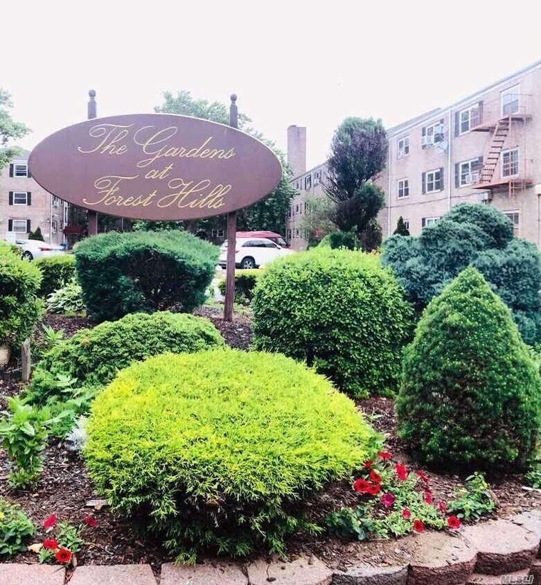 Foto principal - 111-15 66th Ave