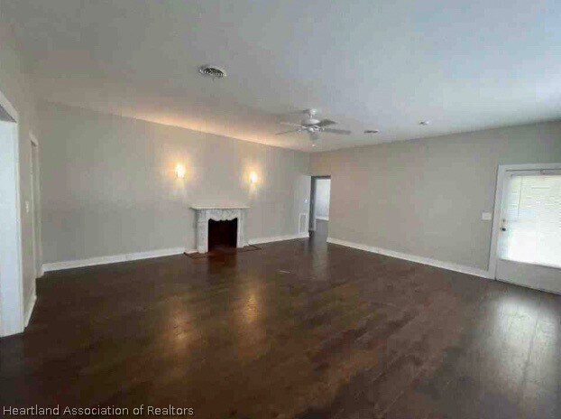 Building Photo - 4325 US-17