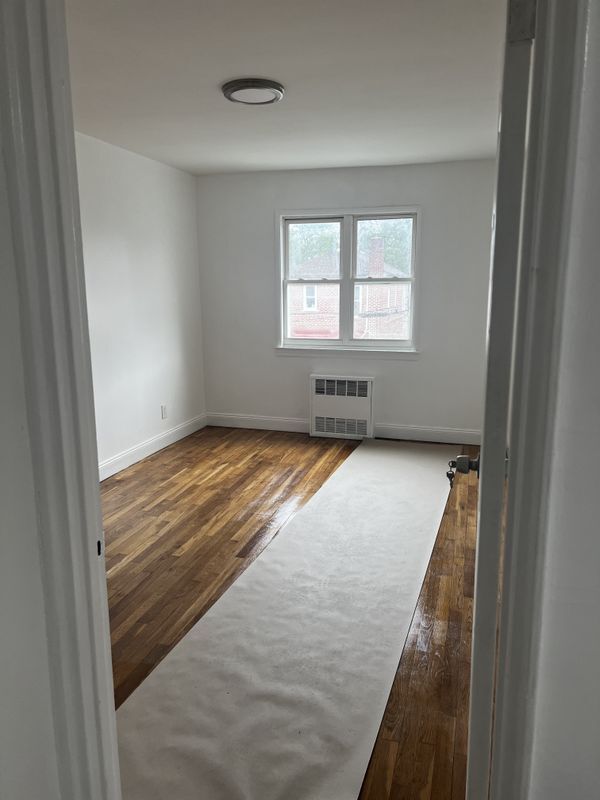 Foto del edificio - 4134 Wickham Ave