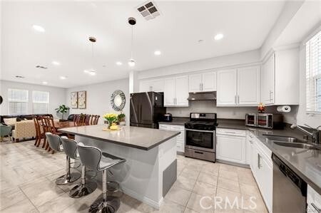 Foto del edificio - 6926 Cottonwood Ln