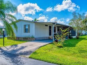 Foto del edificio - 240 Grosbeak Ln