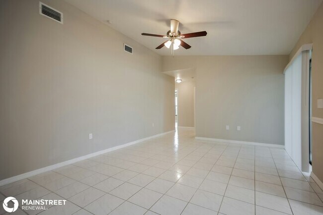 Foto del edificio - 627 SE 19th Ln