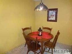 Foto del edificio - 42 Richmond Blvd