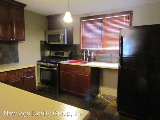 Building Photo - 3 br, 2 bath House - 754 Garland Street