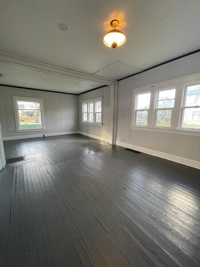 1112 Allen St South Bend House Rental in South Bend, IN