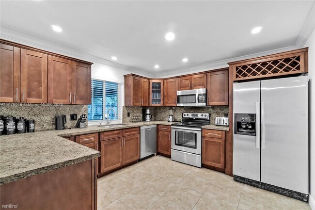 Building Photo - 4 br, 2 bath House - 3310 NW 64th St
