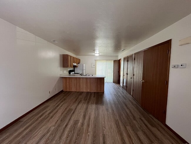 Building Photo - 124 Watertower Ct