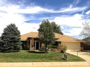 Building Photo - 1801 Erinn Pl