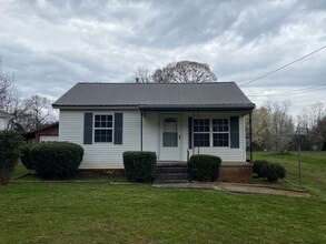 Building Photo - 33 Howle Rd