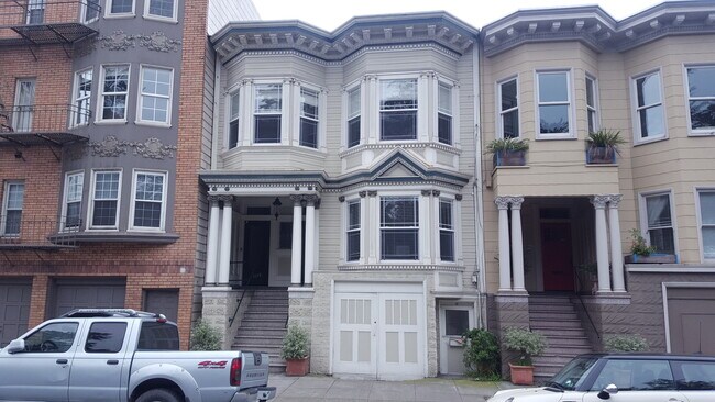 Foto del edificio - Furnished or unfurnished super deal at Edw...