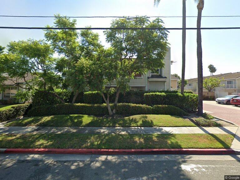 Gated Townhouse Community - 13272 Yockey St