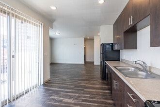 Interior Photo - Garden Court at Yale Station