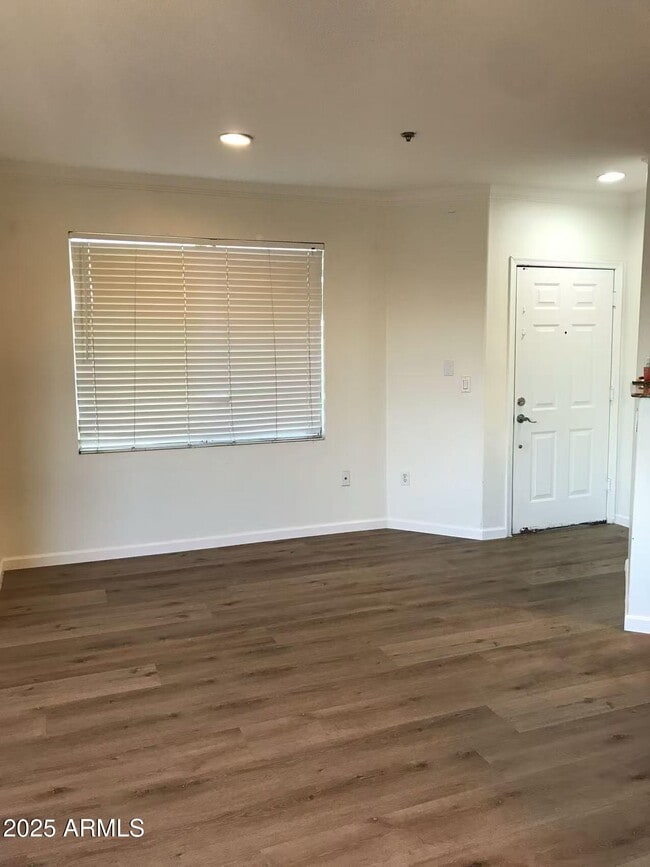 Building Photo - 2134 E Broadway Rd