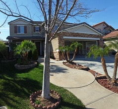 Building Photo - 1415 Sunflower Way