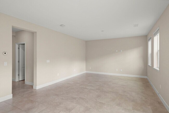 Foto del edificio - Multi Generational Living with 4 bedrooms ...