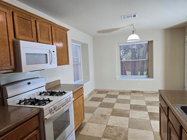 Building Photo - 3442 Flowstone Ln
