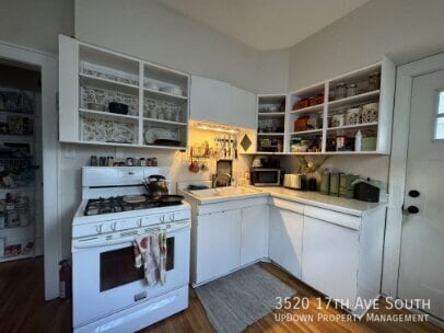 Building Photo - 3520 17th Ave S