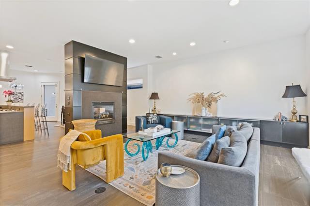 Foto del edificio - 3709 Dorothy Ave