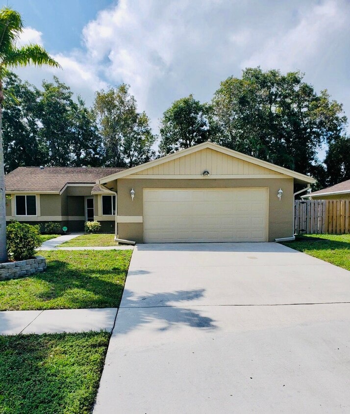5098 St John Ave S, Boynton Beach, FL 33472 House Rental in Boynton