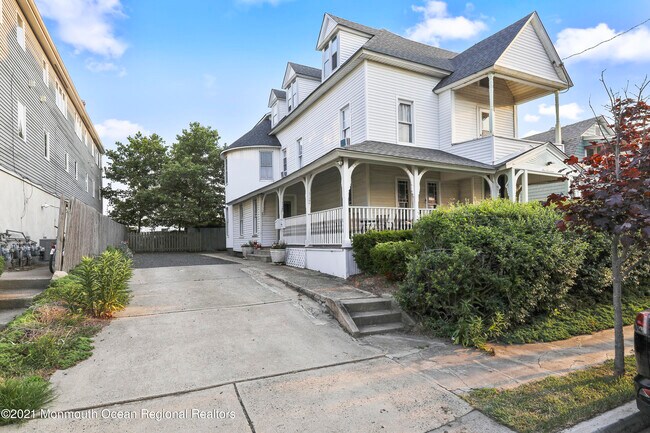 Foto del edificio - 117 Cliff Ave