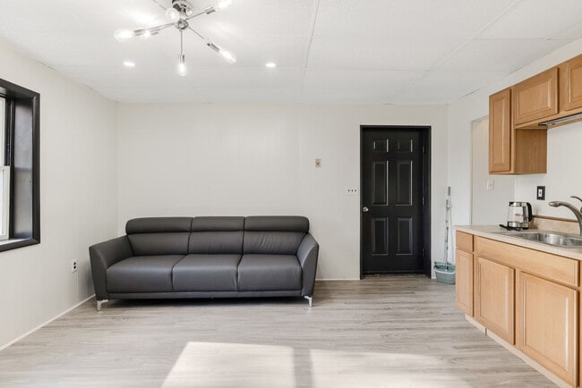 Building Photo - 64 Montebello Rd