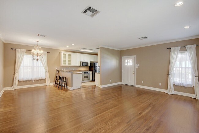 Foto del edificio - 1507 Elton Ln