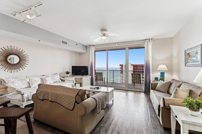 Foto del edificio - 9896 S Thomas Dr