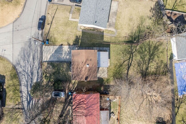 Foto del edificio - AVAILABLE MAY 1ST — STUNNING 3-BEDROOM HOME IN PENN HILLS!