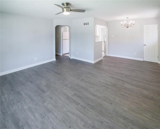 Building Photo - 1120 Collingwood Dr