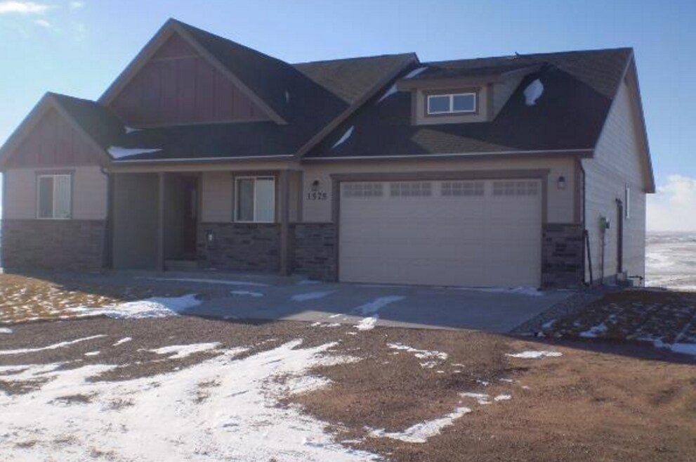 Primary Photo - 1575 Barberry Ridge