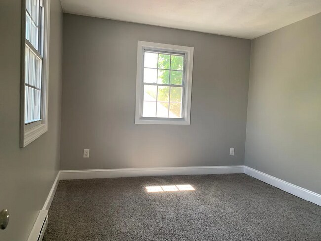 Foto del edificio - 58 Viscoloid Ave