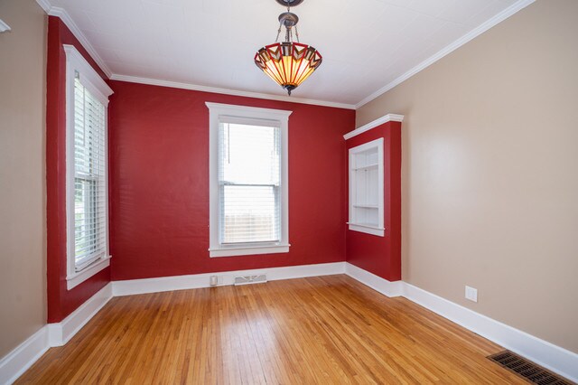 Foto del edificio - 593 W State St